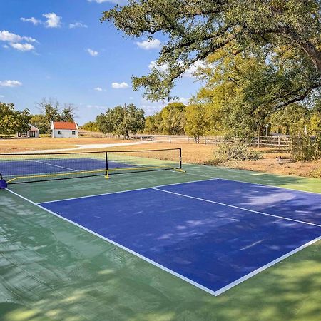 Container Home With Rooftop Views And Pickleball-Pecan Grove Bellmead المظهر الخارجي الصورة