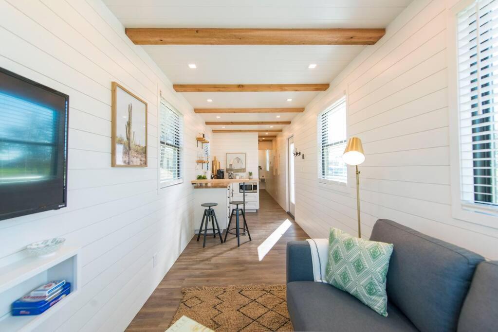 Container Home With Rooftop Views And Pickleball-Pecan Grove Bellmead المظهر الخارجي الصورة